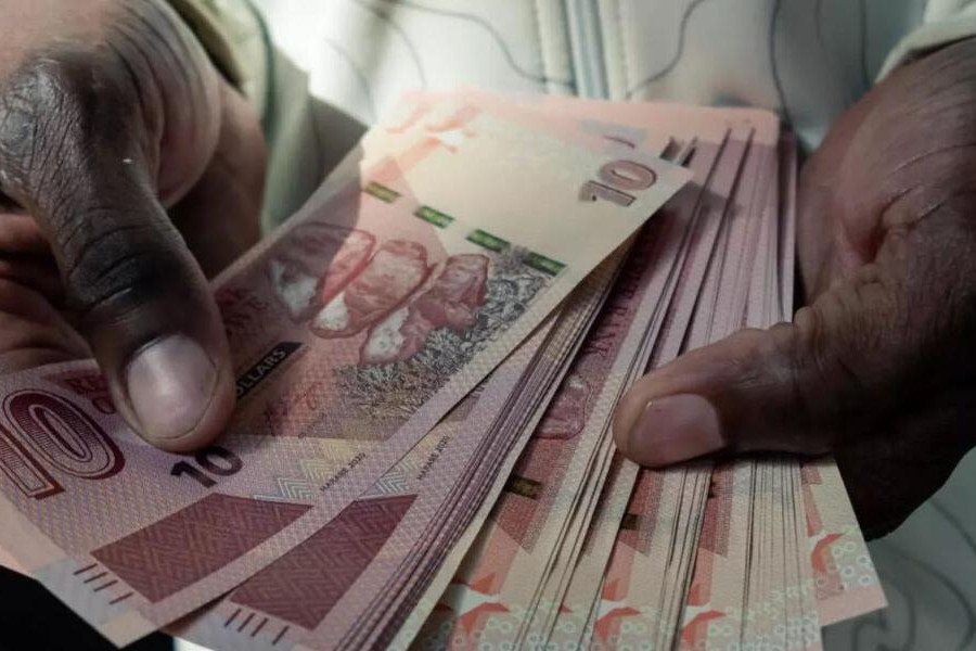 Zim dollar hits 800 benchmark against greenback on Auction Market